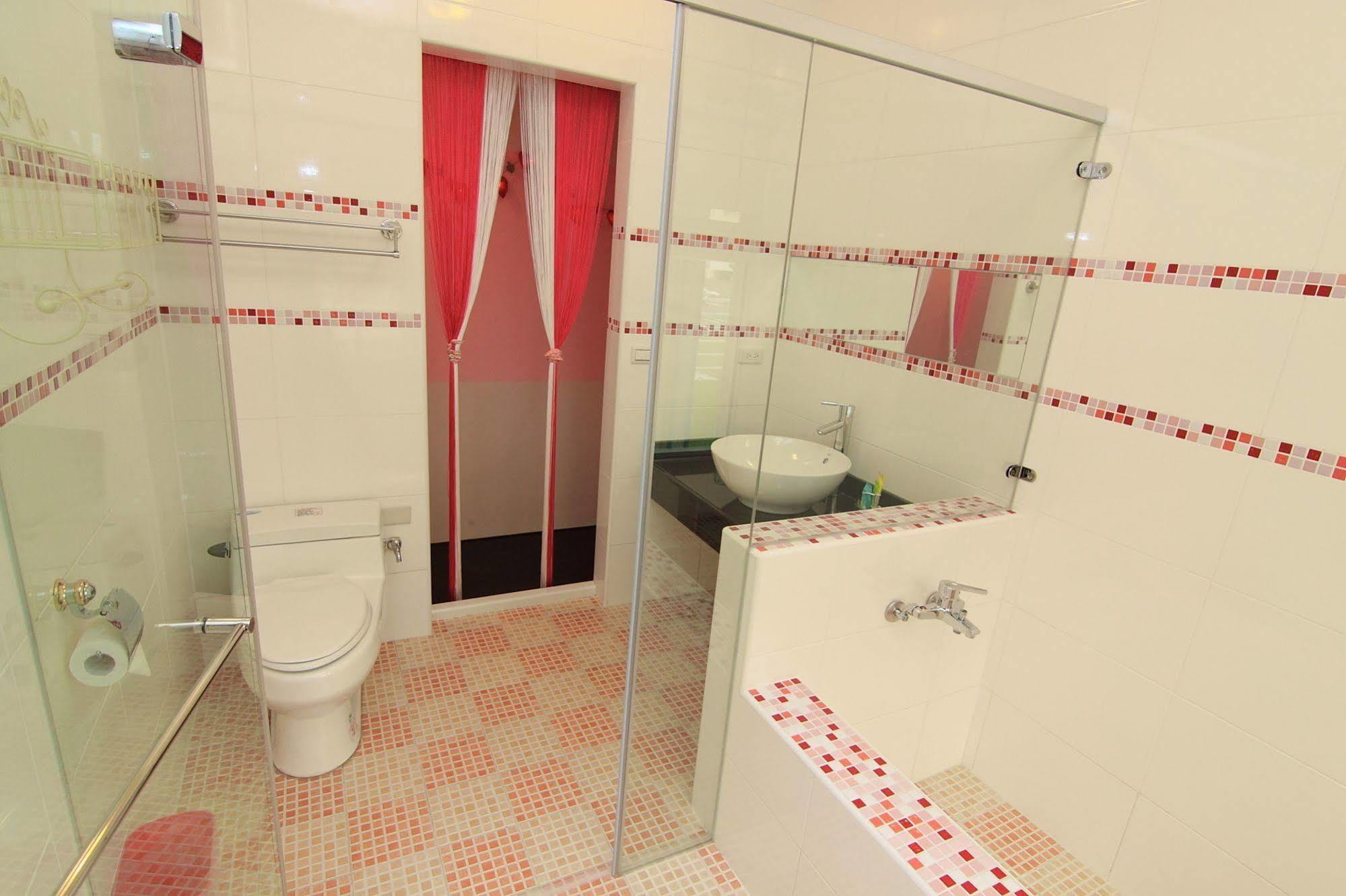 Sweet Rainbow B&B Hualien City Ngoại thất bức ảnh
